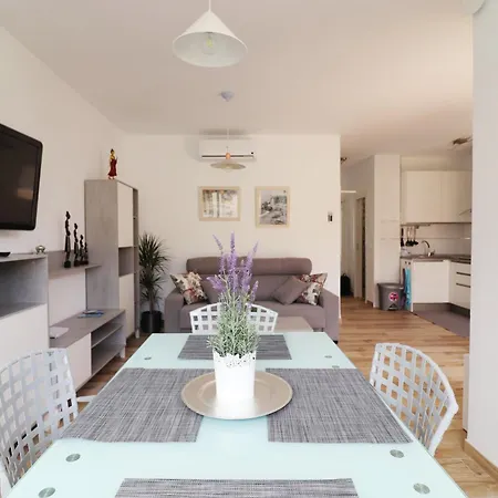 Medina Spainsunrentals